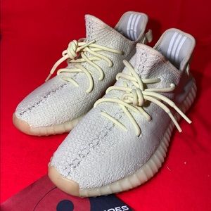 Adidas yeezy boost V2 butters Men size 6